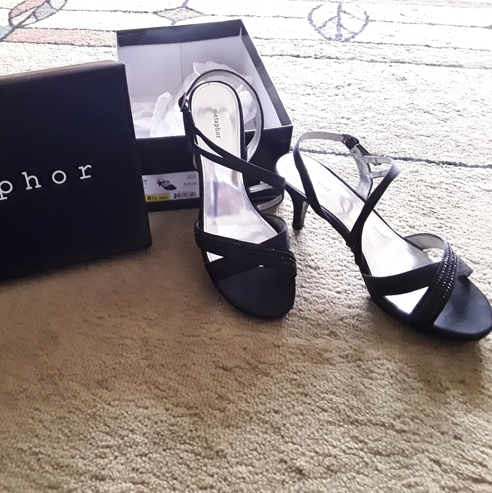 Womens shoes
